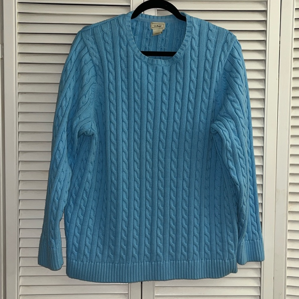 L.L. Bean women’s 2X cable knit sweater